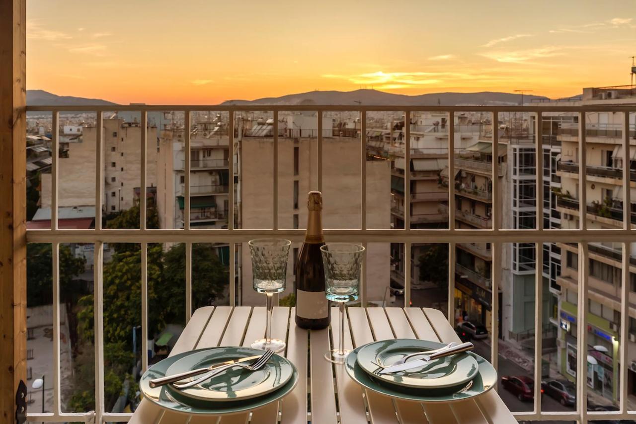 Blue And White Apartment Vipgreece Афины Экстерьер фото